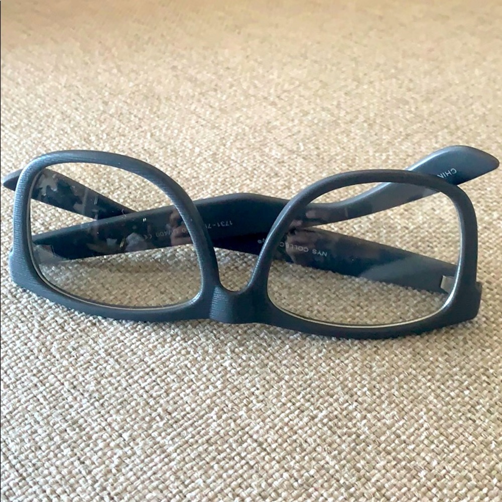 NYS collection gray fashion glasses